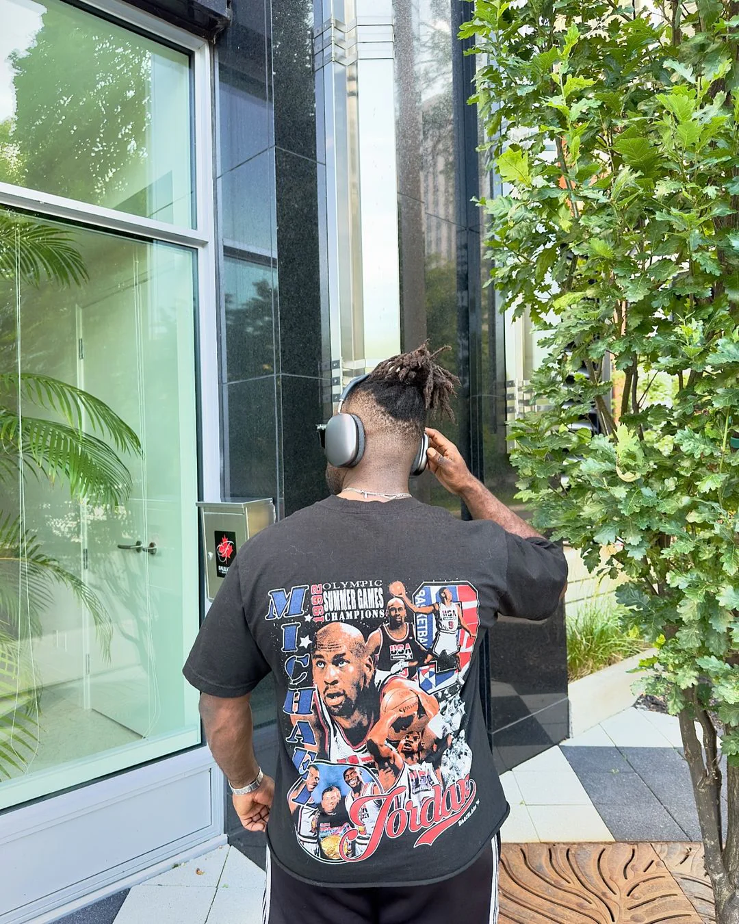 MICHAEL JORDAN VINTAGE 1992 TEE - Image 12