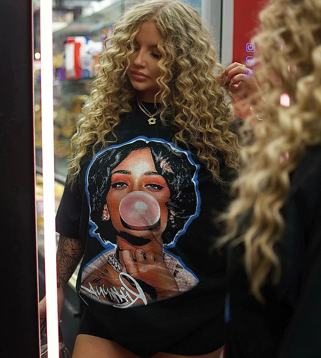 RIHANNA BUBBLEGUM TEE (Double Sided) - Image 17